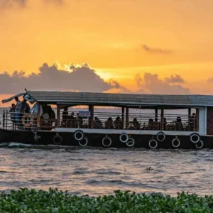 Munnar-Thekkady - Alleppey Houseboat
